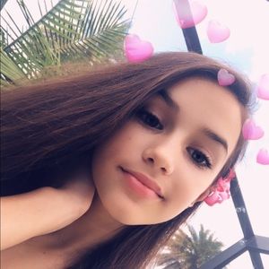 Meet your Posher, Lily